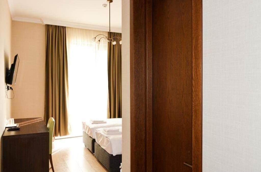 Eleon Boutique Hotel Tbilisi ภายนอก รูปภาพ